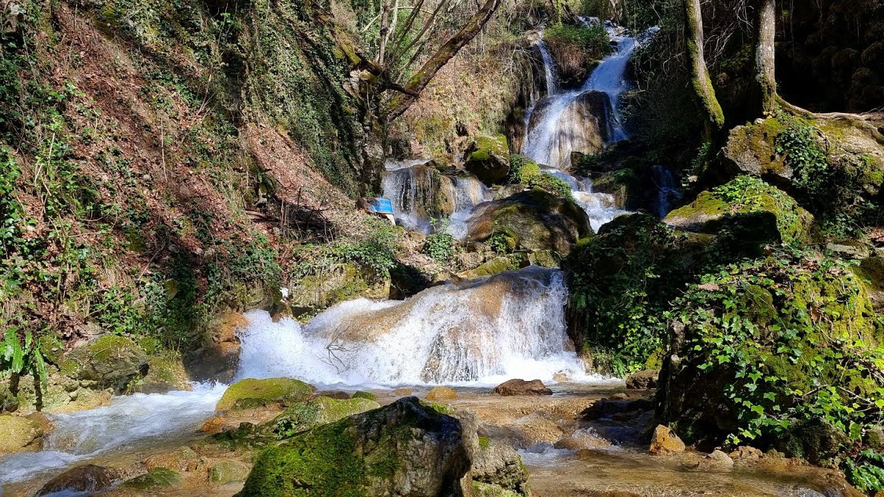 Cascata Rioscuro (Cineto Romano) Cascate Casarena