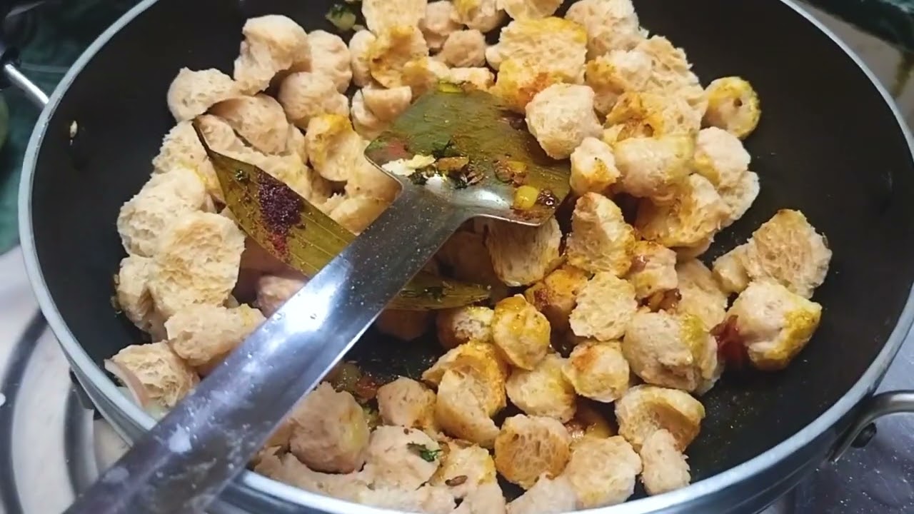 सोयाबीनची भाजी | Soybean Chi Bhaji Recipe | Healthy Maharashtrian Style | Majha Swayampakghar
