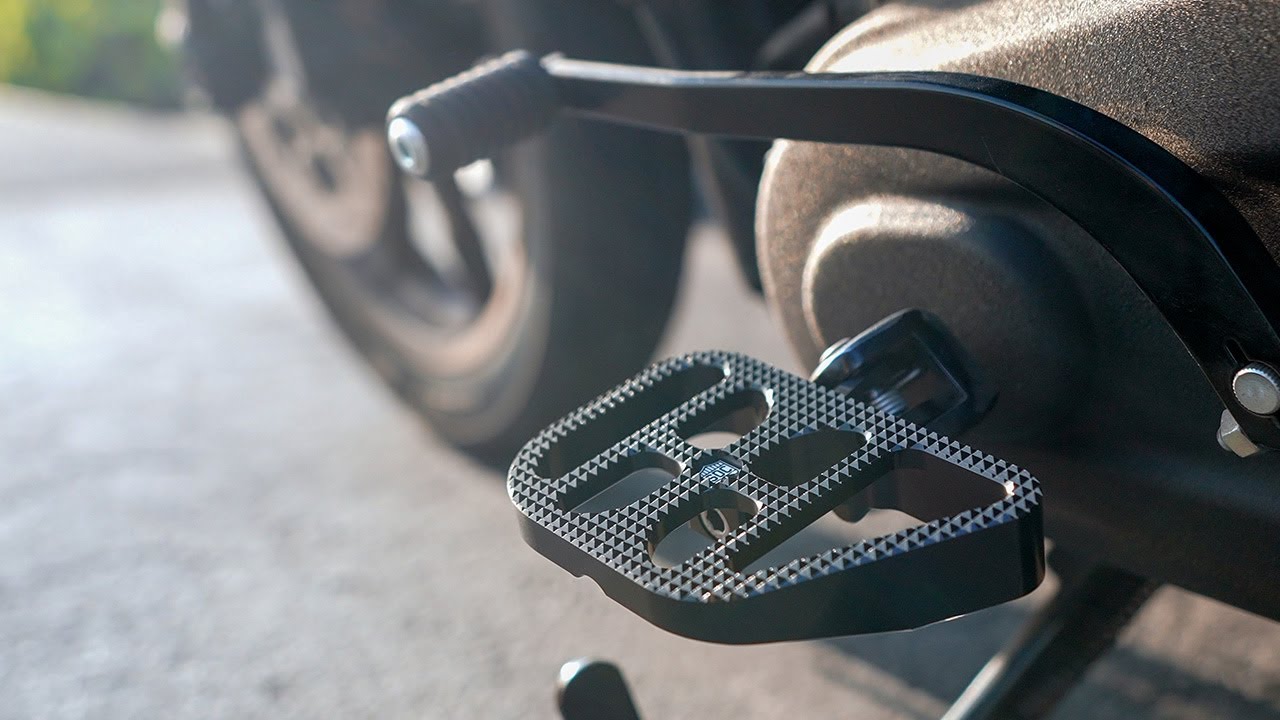 How to Install Mini-Floorboards on your Harley-Davidson | San Diego Customs