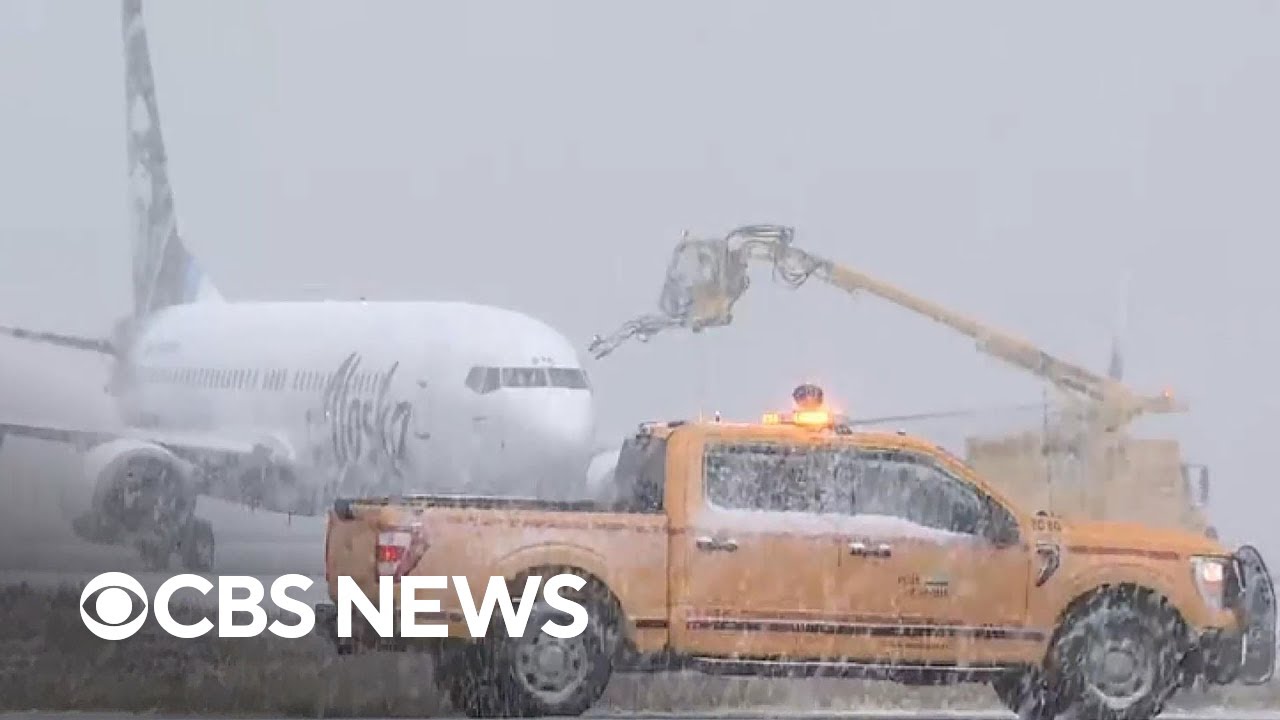 Winter storm packing heavy snow, blizzard conditions could disrupt holiday travel for millions