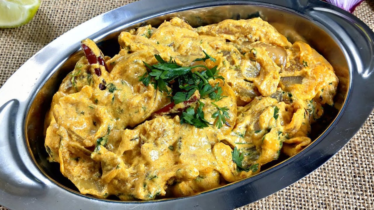 Malai Pyaz ki Sabji - जब कोई सब्ज़ी न हो तब बनाये टेस्टी मलाई प्याज की सब्जी -FoodieFriend