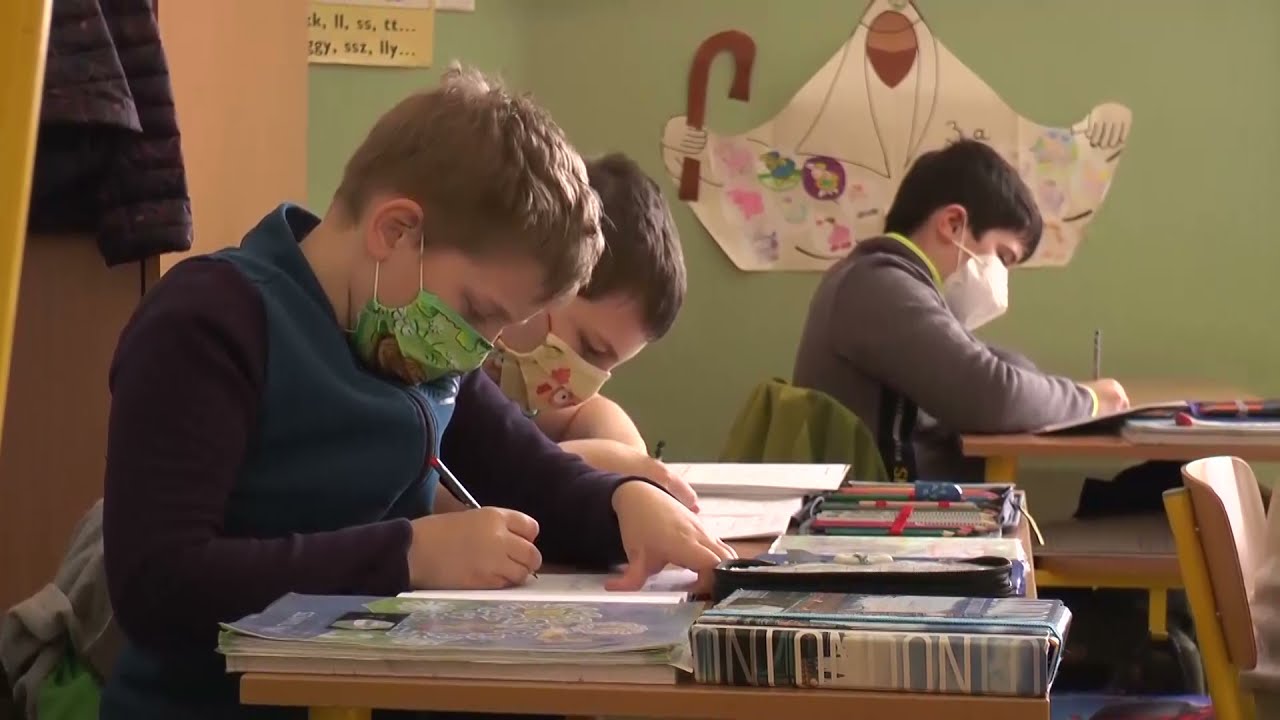 RENDBEN MEGTÖRTÉNT AZ ÚJRANYITÁS A JÁSZFÉNYSZARUI GYERMEKINTÉZMÉNYEKBEN
