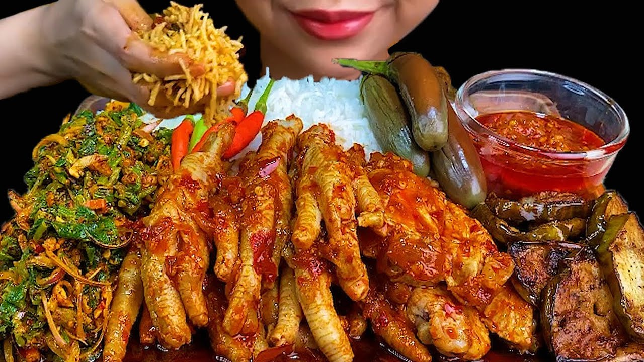 Spicy Chicken Feet And Chicken Wings, Fried Eggplants , Spinach And Veggi Salad