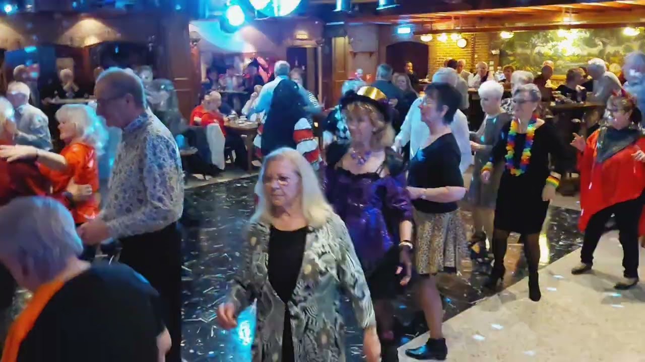 Gezelligheid in Posterholt bij Dancing Waldeslust met Duo Challenge 