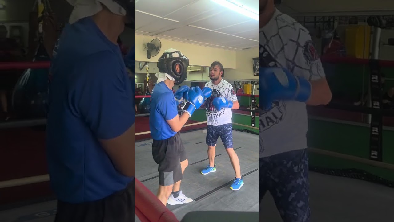 Round 4 vs leslie Alex GyM boxing Spar