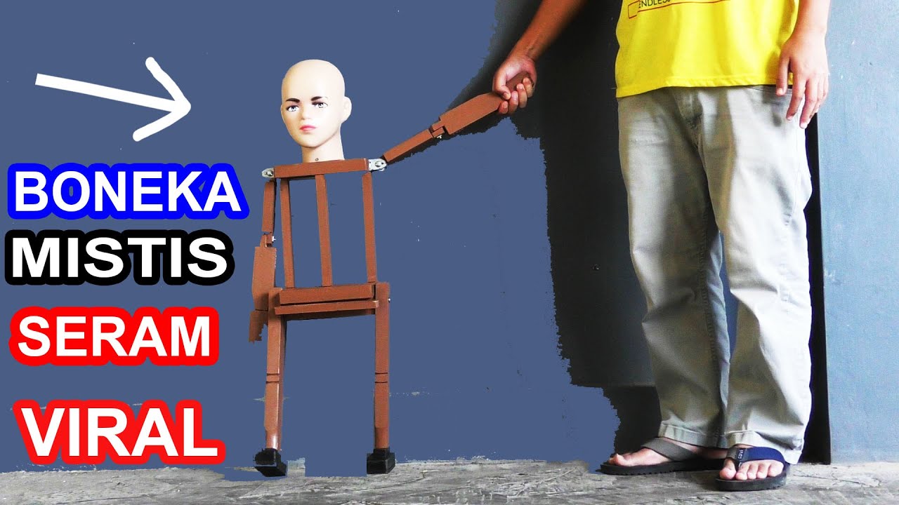 BONEKA VIRAL PESULAP MERAH MENYERAMKAN BISA JALAN