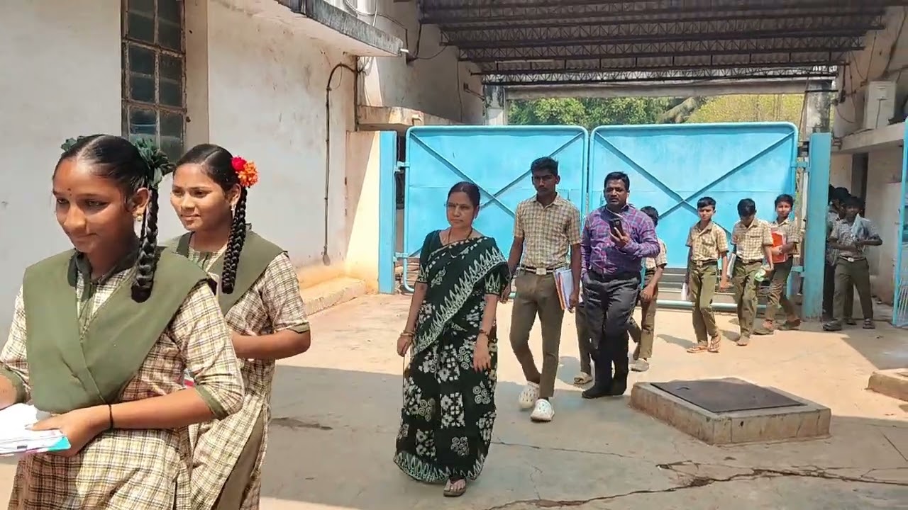 Prevocational Exposure visit 🏭✨ | ZPHS Kathipudi (6–8th classes) @ SIVARAM YARNS pvtd.Ltd 🧵🎓