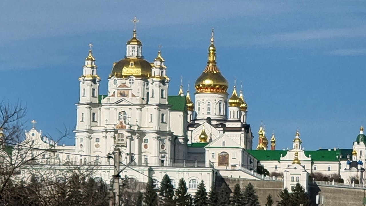 Молитви на сон грядущим  (церковнослов'янська) - читає Чтець Анатолій Почаїв.
