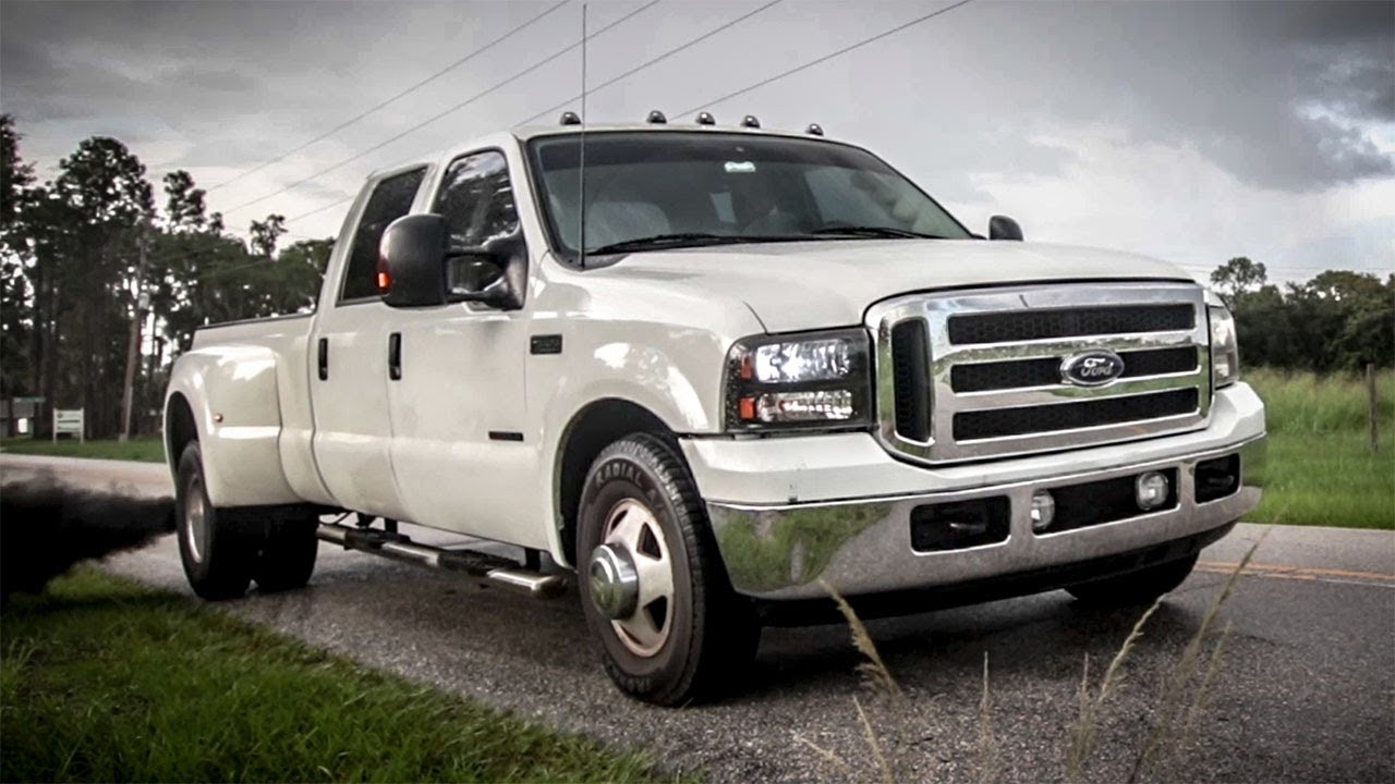 Everything Wrong With My 265,000 Mile Ford F-350 Dually - 6 Month Ownership Update!