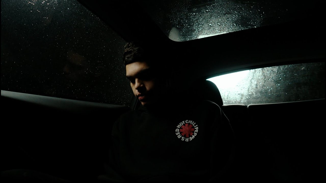 Aris & Edi - UNDERWORLD (Visualiser)
