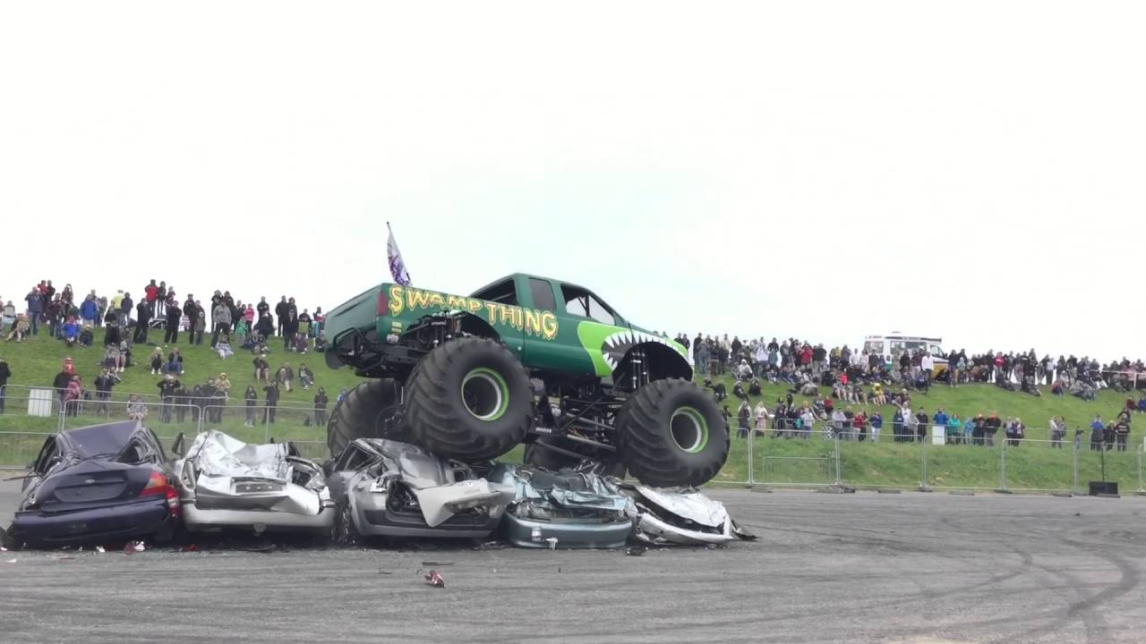 Swamp Thing 4x4 at Santa Pod's  