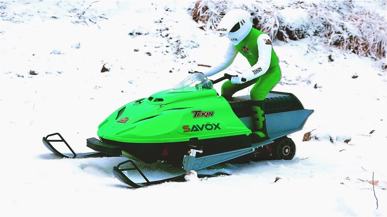 RC ADVENTURES - Brushless Snowmobile Test - Art Attack Kit, Tekin ESC & T8 Motor, 3s Lipo