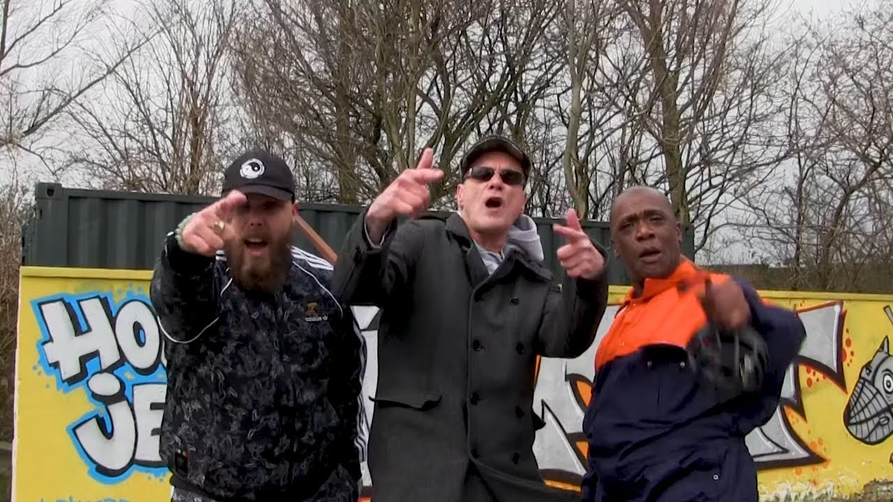 Muilkorf - Verkeerd Verbonden (MC STEF, Def P, Das de Rijmmaniak) (Officiële Videoclip)