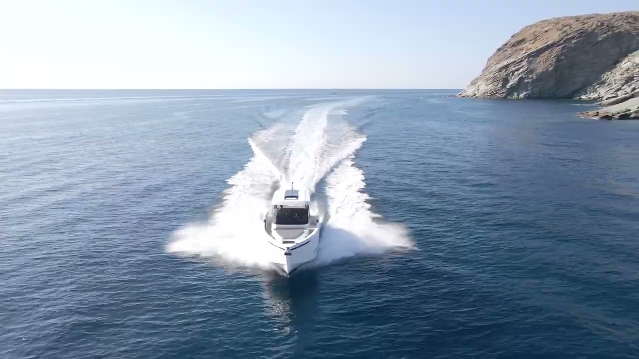 Nueva D36 OPEN de de Antonio Yachts. Video oficial