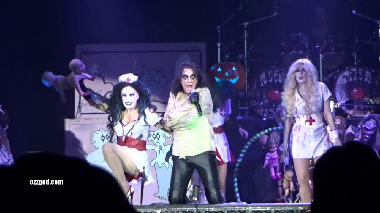 Alice Cooper - Guilty/Ballad of Dwight Fry/I Love the Dead - October 29, 2016