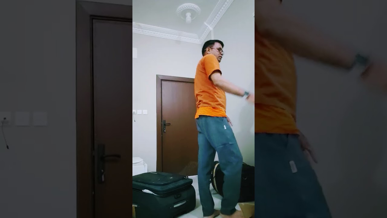 कोरियर से मेरा सामान आया 2 बेग 📦📦