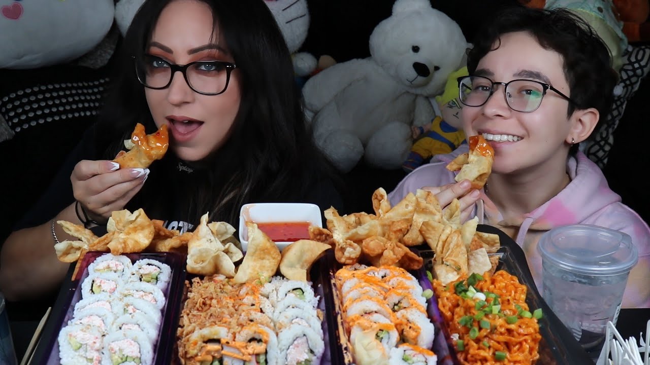 SUSHI AND SPICY RAMEN MUKBANG | EATING SHOW