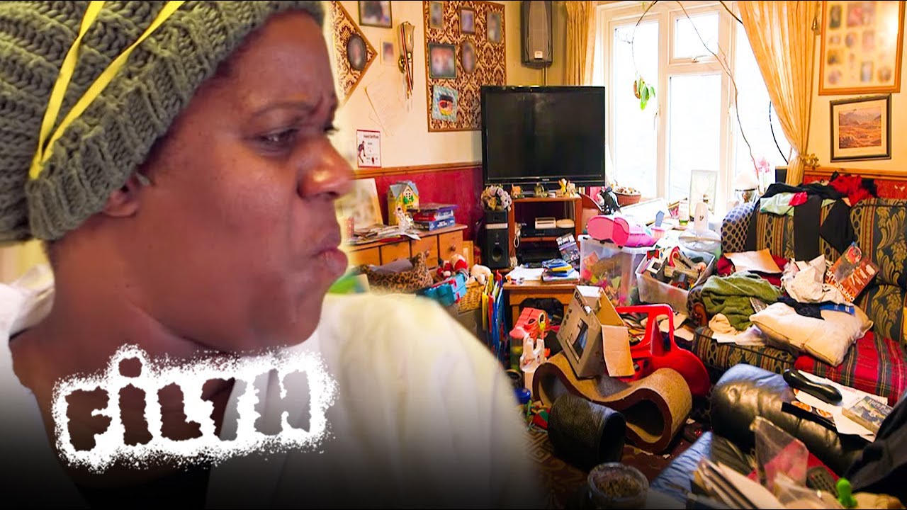 Cleaners GAG at Vile Hoarders House | Filth