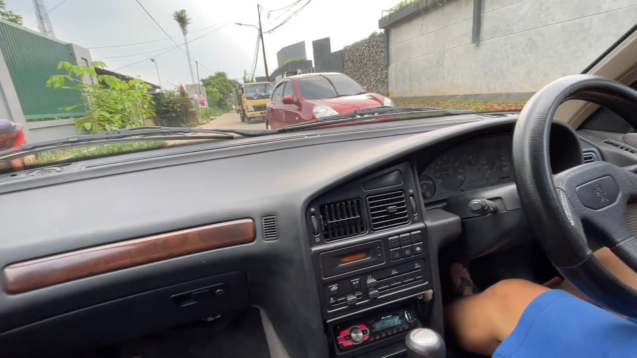 Test Drive Peugeot 405 power full engine Accelerated￼￼