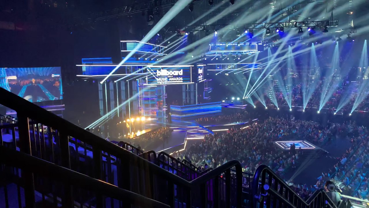 Dan+Shay Tori Kelly Speechless 2019 Billboard Music Awards in Las Vegas