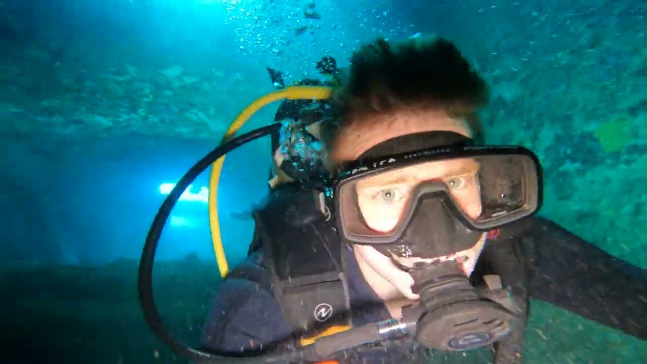 Diving inside the Zenobia wreck | 5,3K | chris_col_