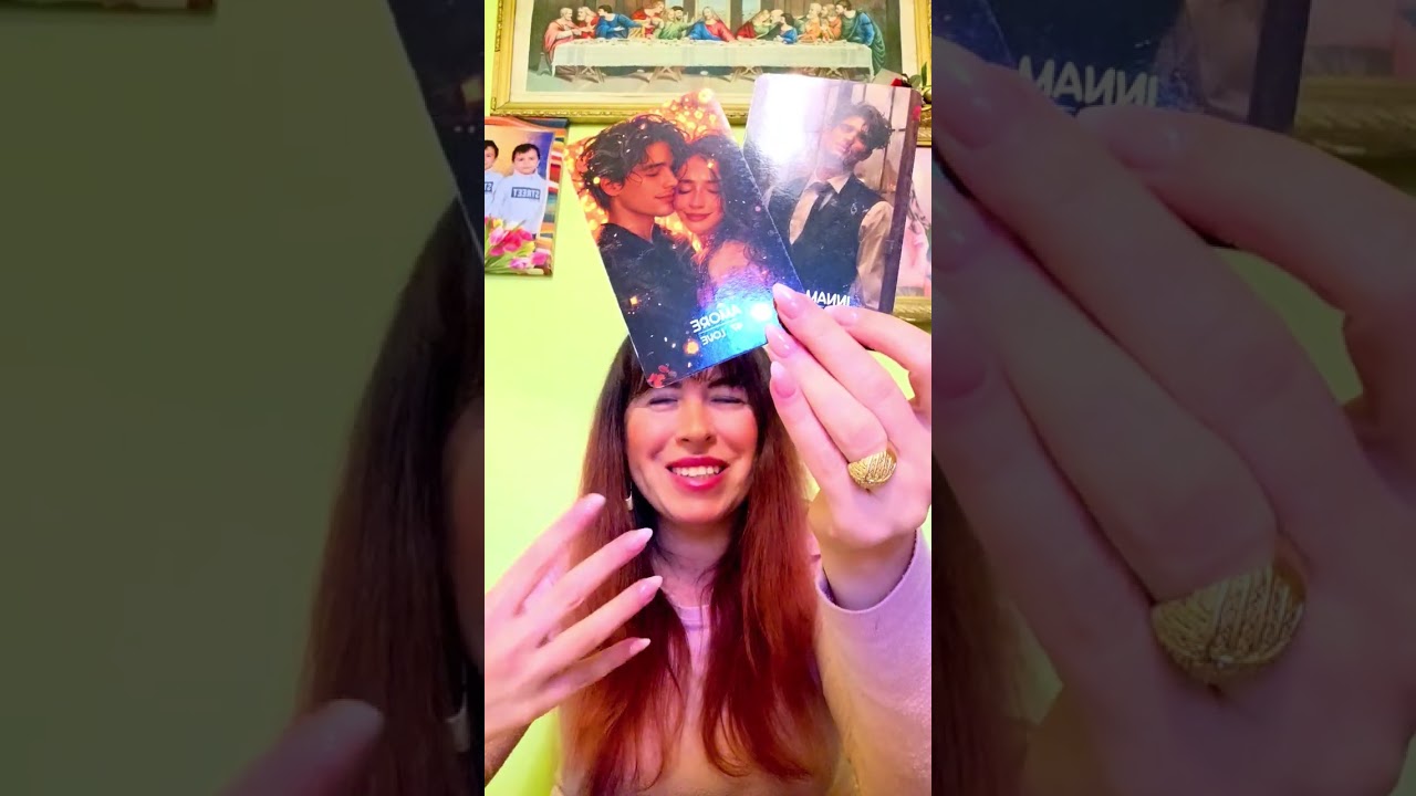 🔮♒️ ZODIA VARSATOR 💖 IN IUBIRE CINEVA ARE O STRATEGIE! CINEVA TE IUBESTE!