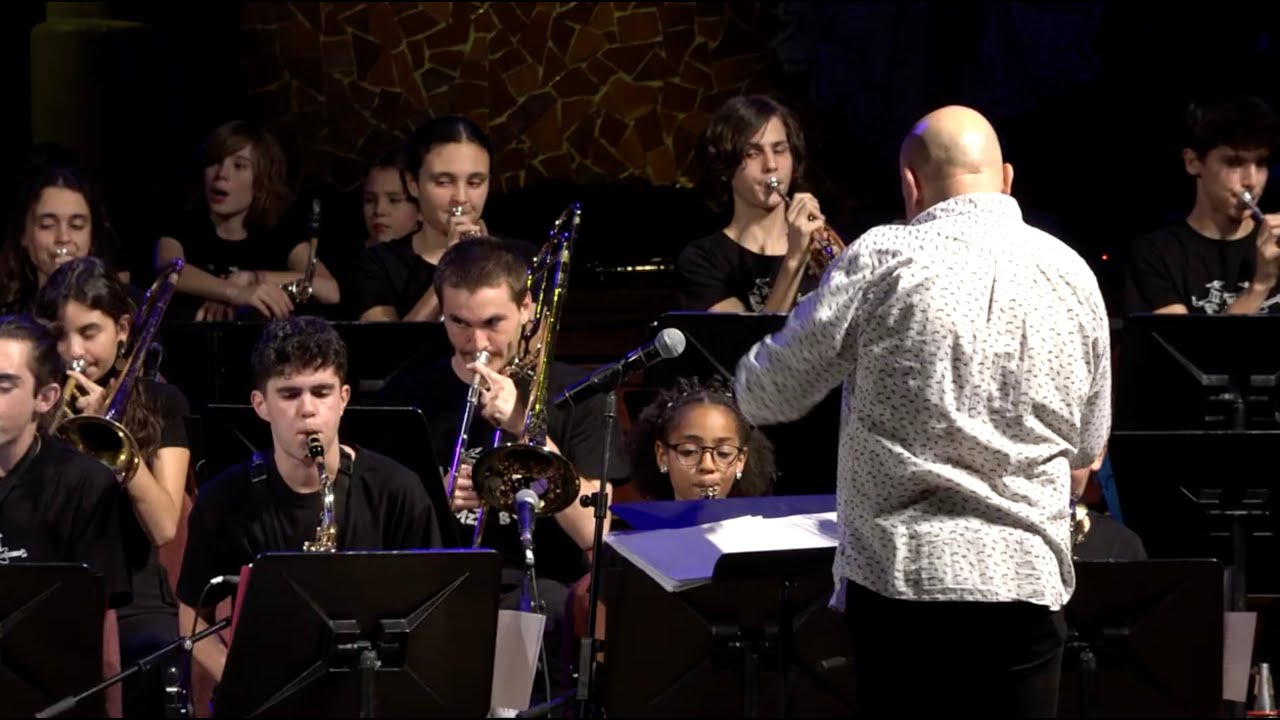 2022 Corner Pocket ( SANT ANDREU JAZZ BAND & RICARD GILI, TONI GILI, MARC TREPAT ) dir JOAN CHAMORRO
