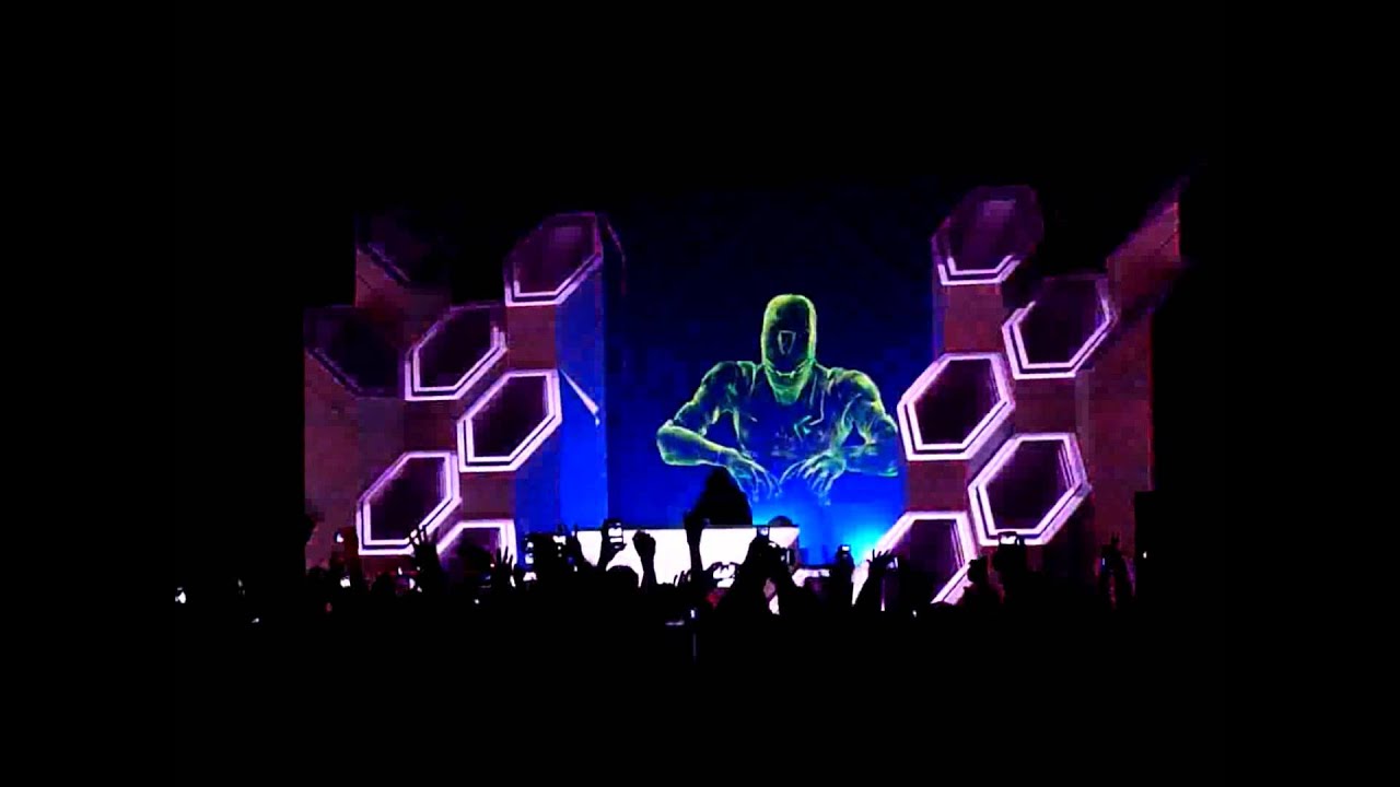 [HD] Skrillex @ Palladium Ballroom, Dallas - 9/28/11