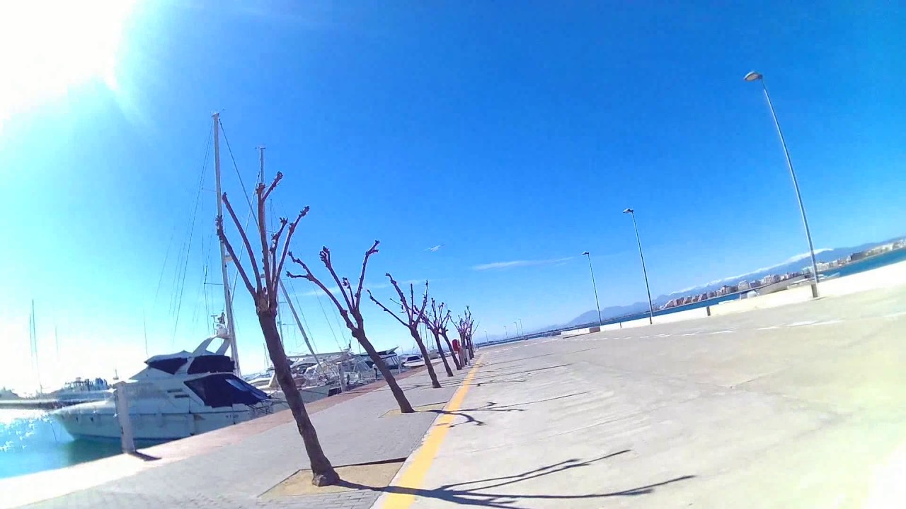 Rosas et son port