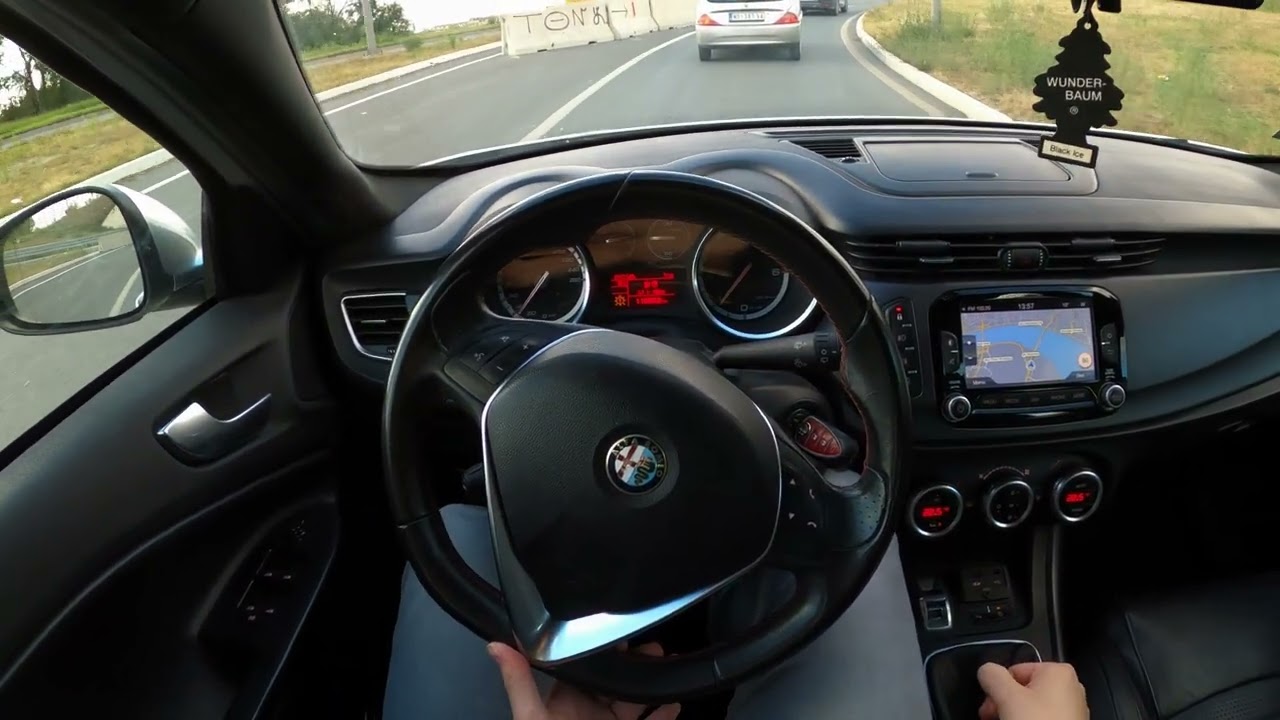 ALFA ROMEO GIULIETTA (2014) POV Test Drive 1.6 JTDm [4K]