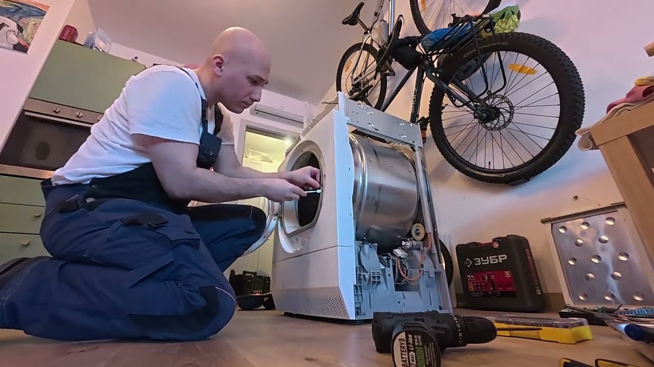Electrolux EDP2047GW3 - Чистка сушильной машины +7 936 125 30 30 (Москва и МО)