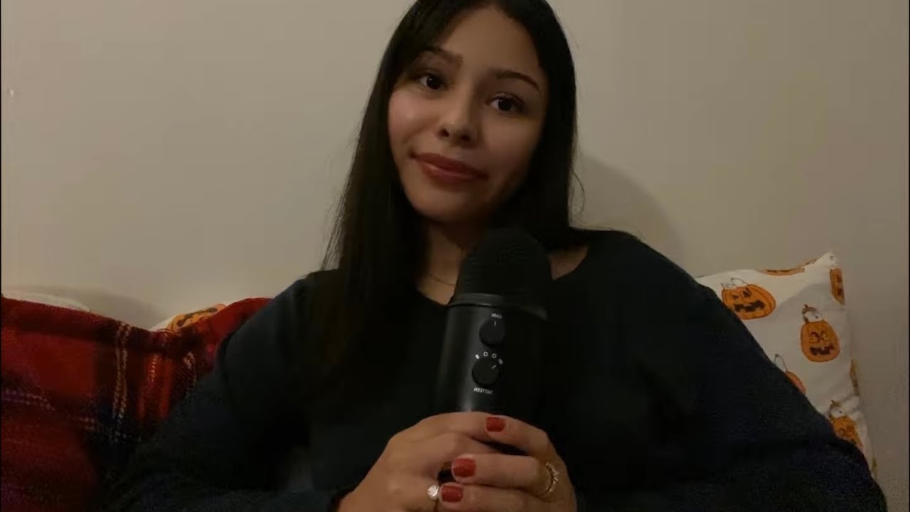 ASMR in bed - Tingly whisper ramble 