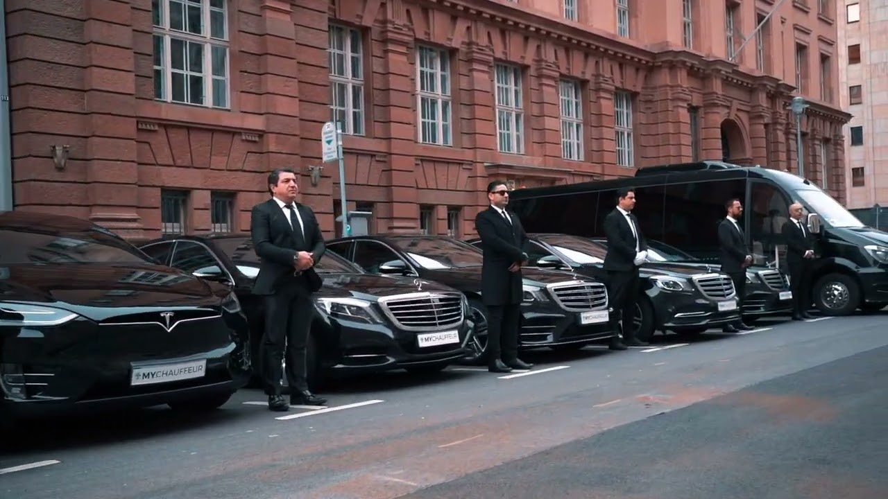 Услуги водителя и лимузина класса люкс для VIP-автобусов MyChauffeur в Лондоне, Дубае, Берлине, С...
