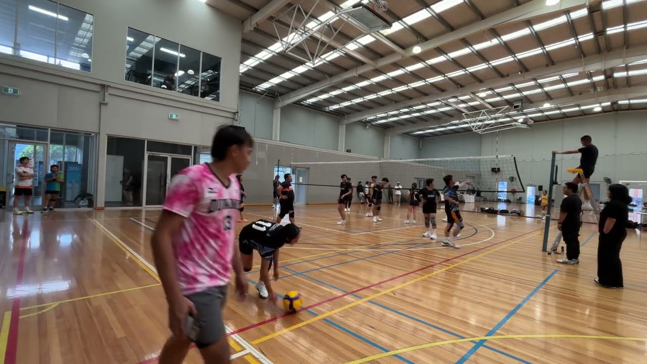 Golden Blues game 4 - set 2