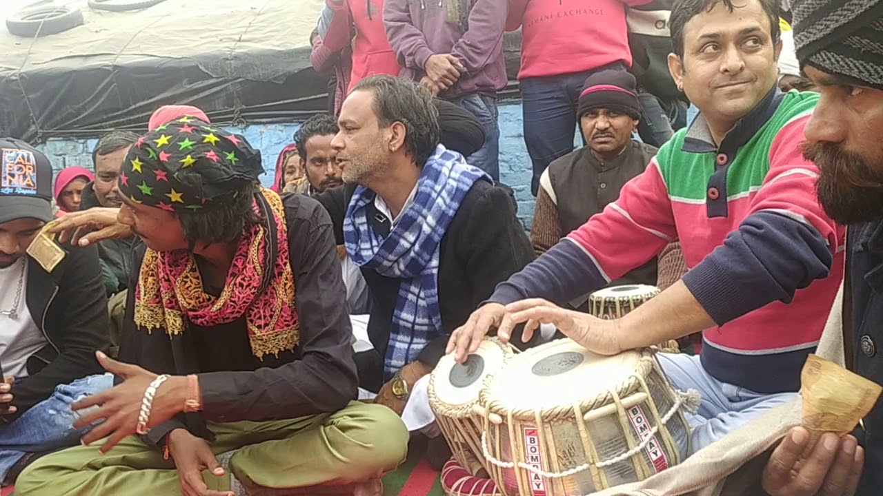 kis trah aayega karar mujhe.  Mushtaq Ali nd Mohit malhar at private mehfil