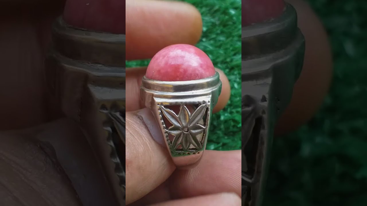 SOLD OUT - Batu Akik Super Red Borneo Full Merah Polos Mumbul Senter Tembus Ring Perak