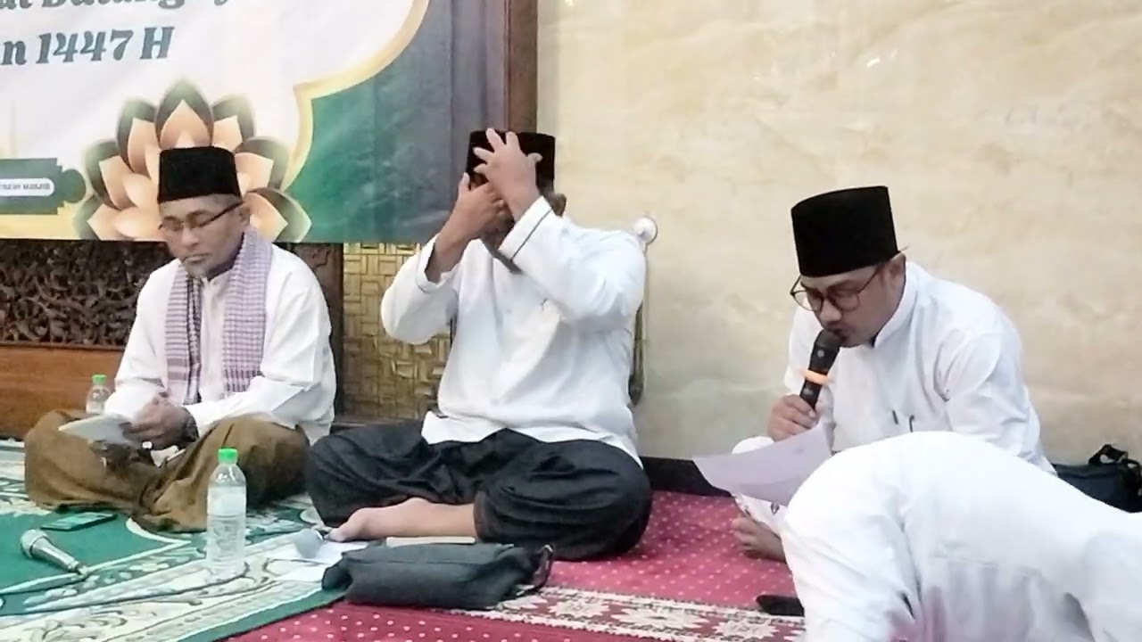 Sholawat Thoriqiyah Jatman idaroh Sya'afiah Sukorejo Ustadz M. Syaifuddin