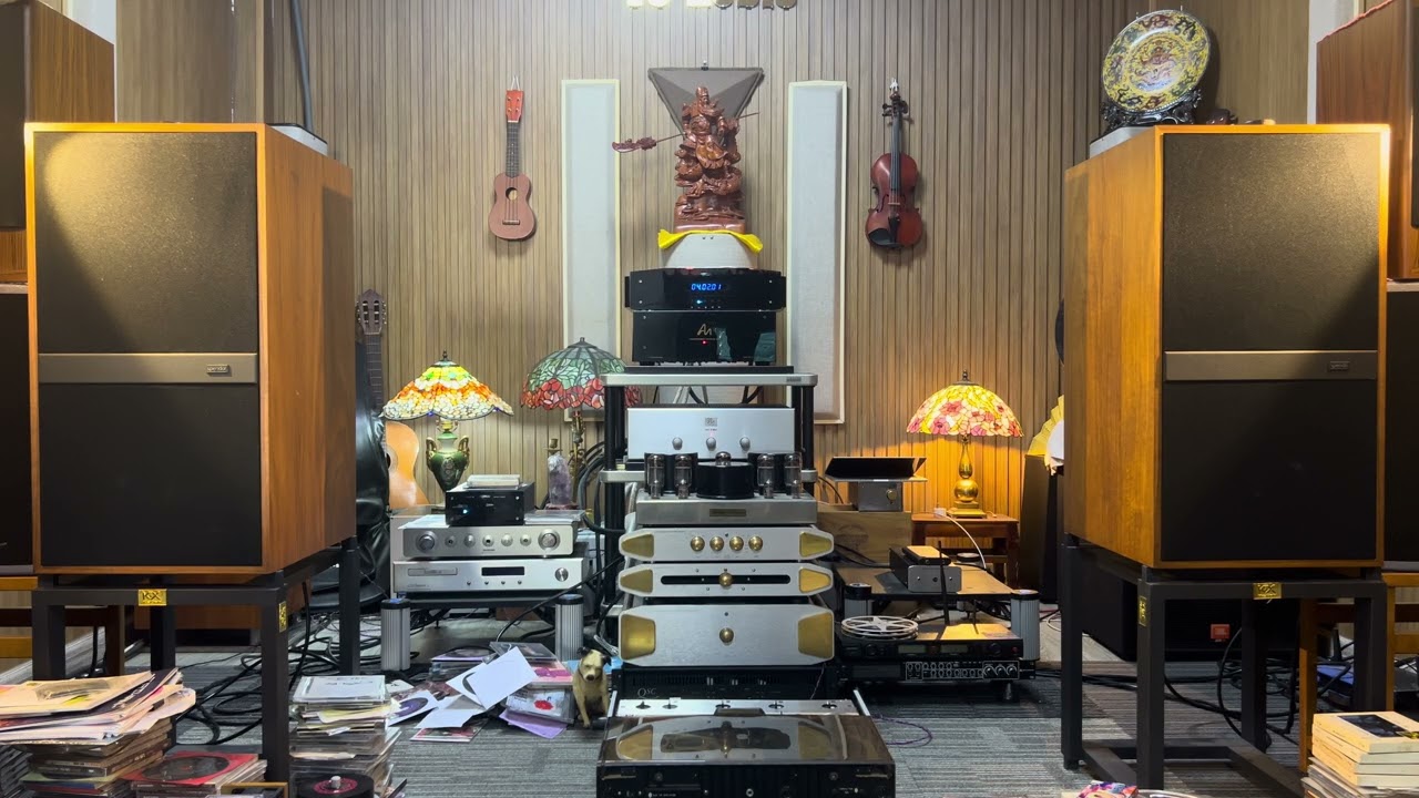 Ru Tình CS Hồng Nhung thể hiện qua đôi loa Spendor S100