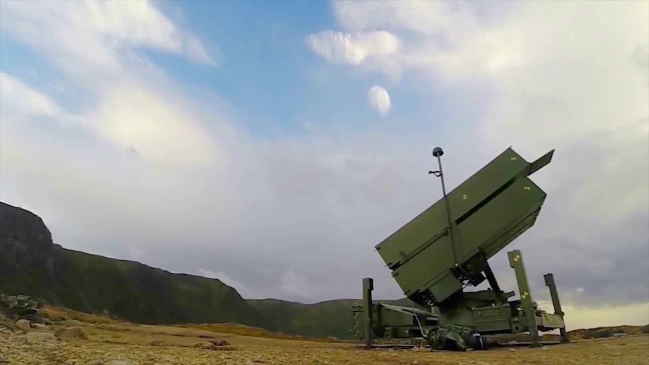 Raytheon - AMRAAM-ER Missile Testing [720p]