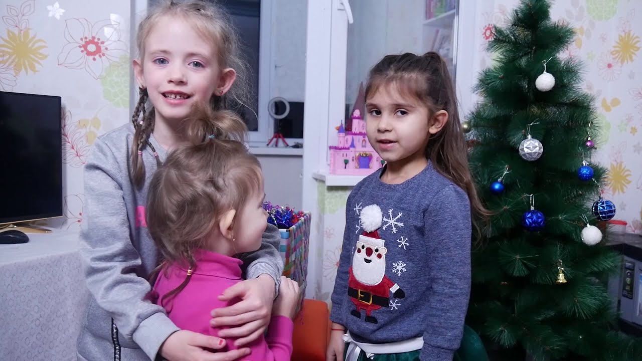 VLOGMAS / Am impodobit BRADUL DE CRACIUN cu decoratiuni / Ciao Patricia CRACIUNUL IN FAMILIE