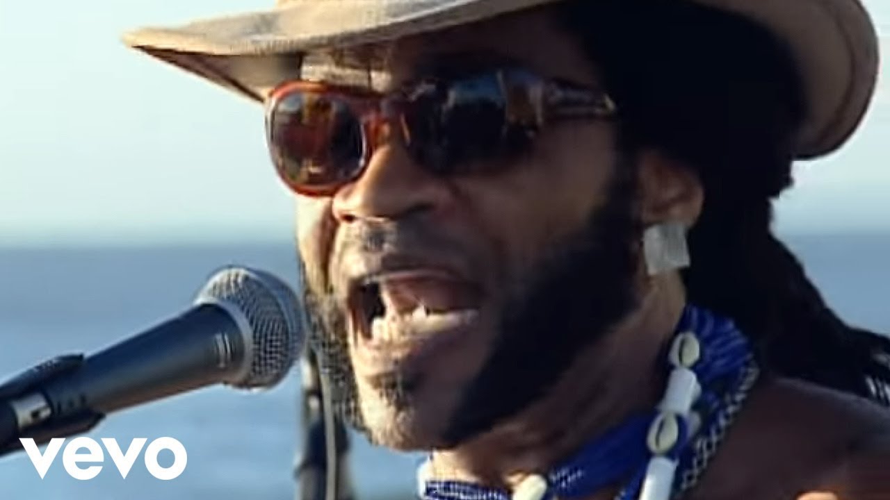 Chiclete Com Banana - Rumba De Santa Clara (Ao Vivo) ft. Carlinhos Brown