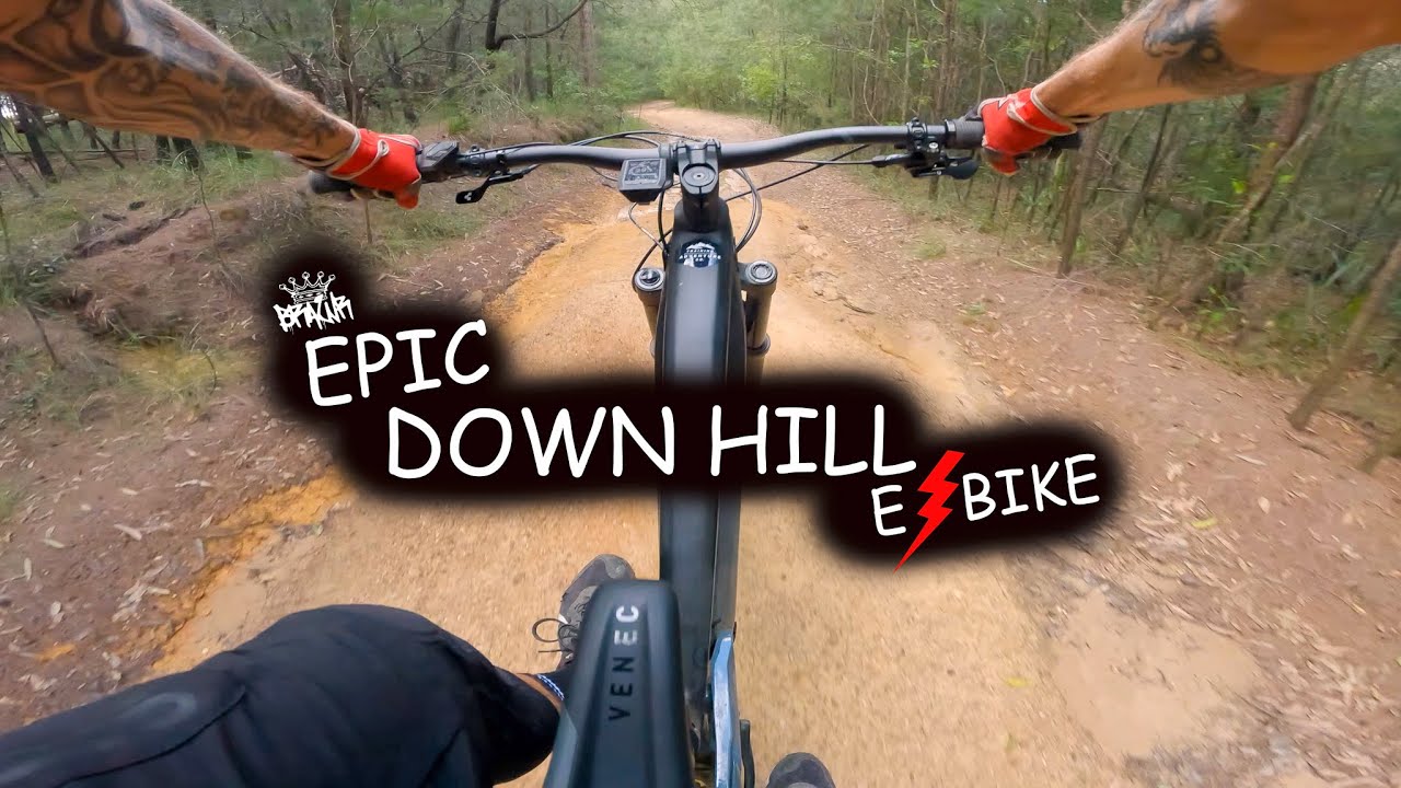 Enduro mtb riding a 4x4 track