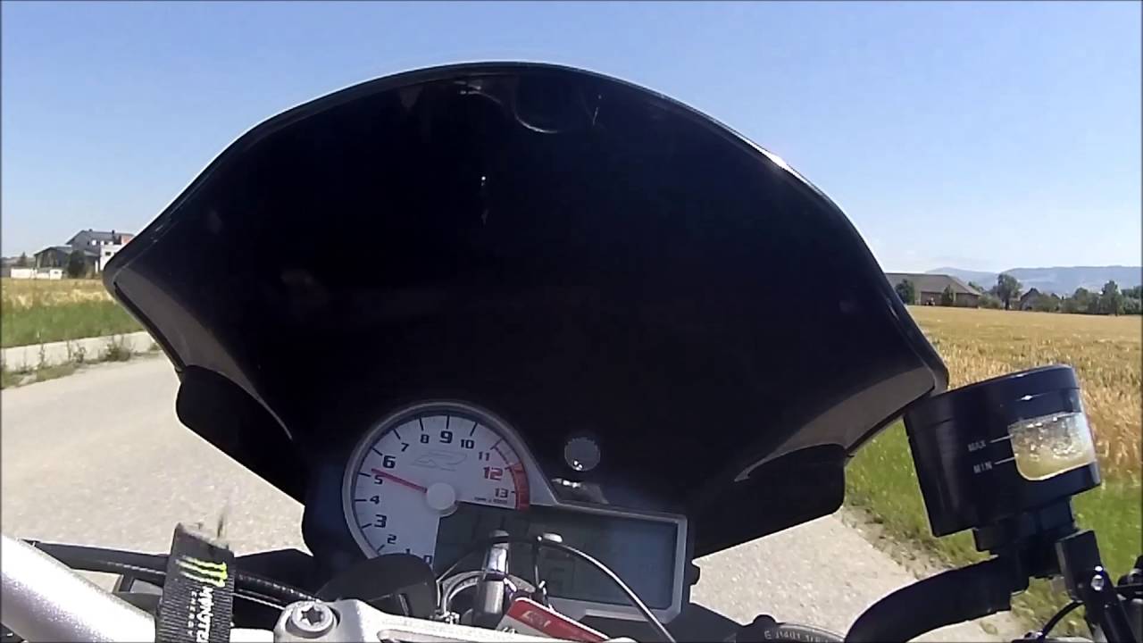 BMW S 1000 R Dynamic Pro Mod. Test on Road