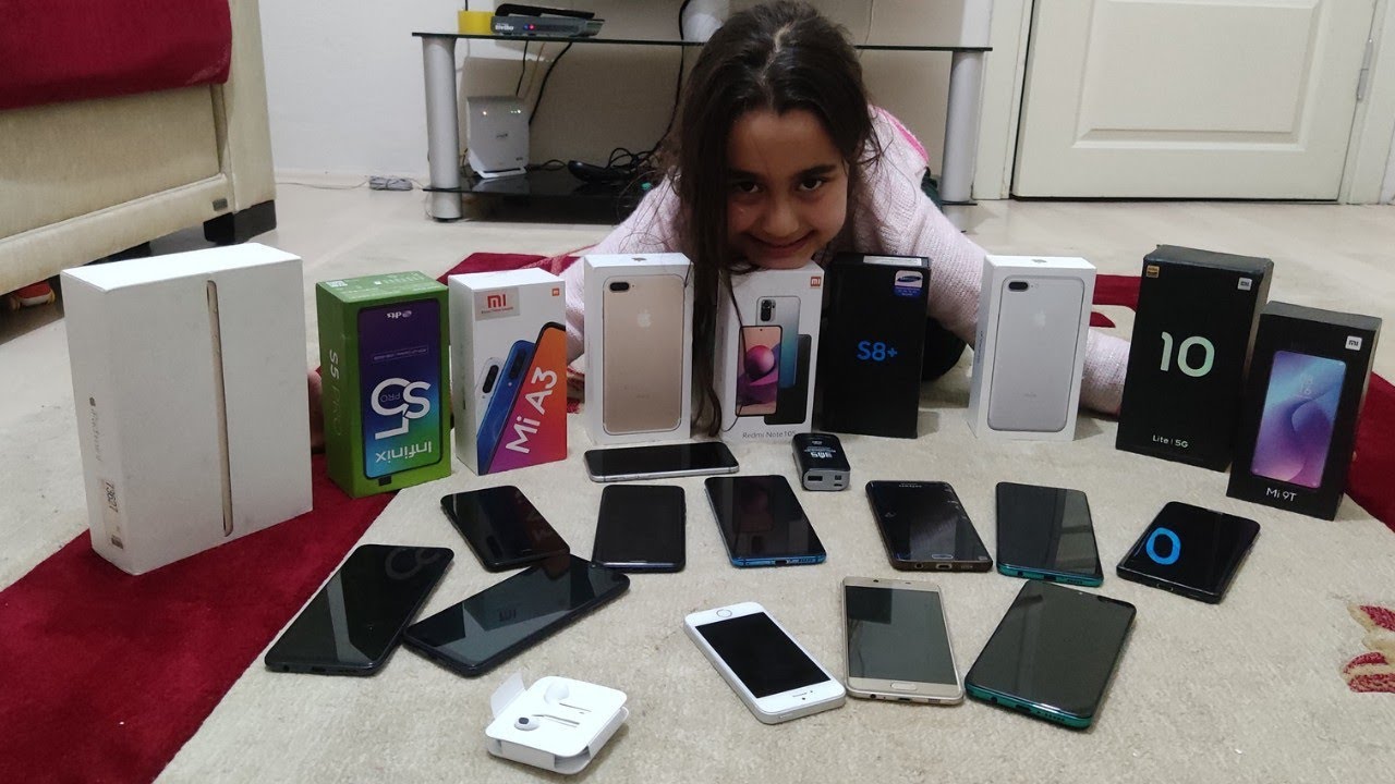 BEGÜM'ÜN TELEFON KOLEKSİYONU, 20 TANE TELEFONU VAR 🙄🙄