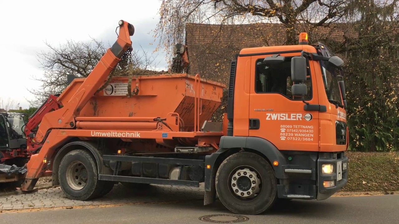 20161121 LKW macht perfekt Verladung mit Absetzmulde