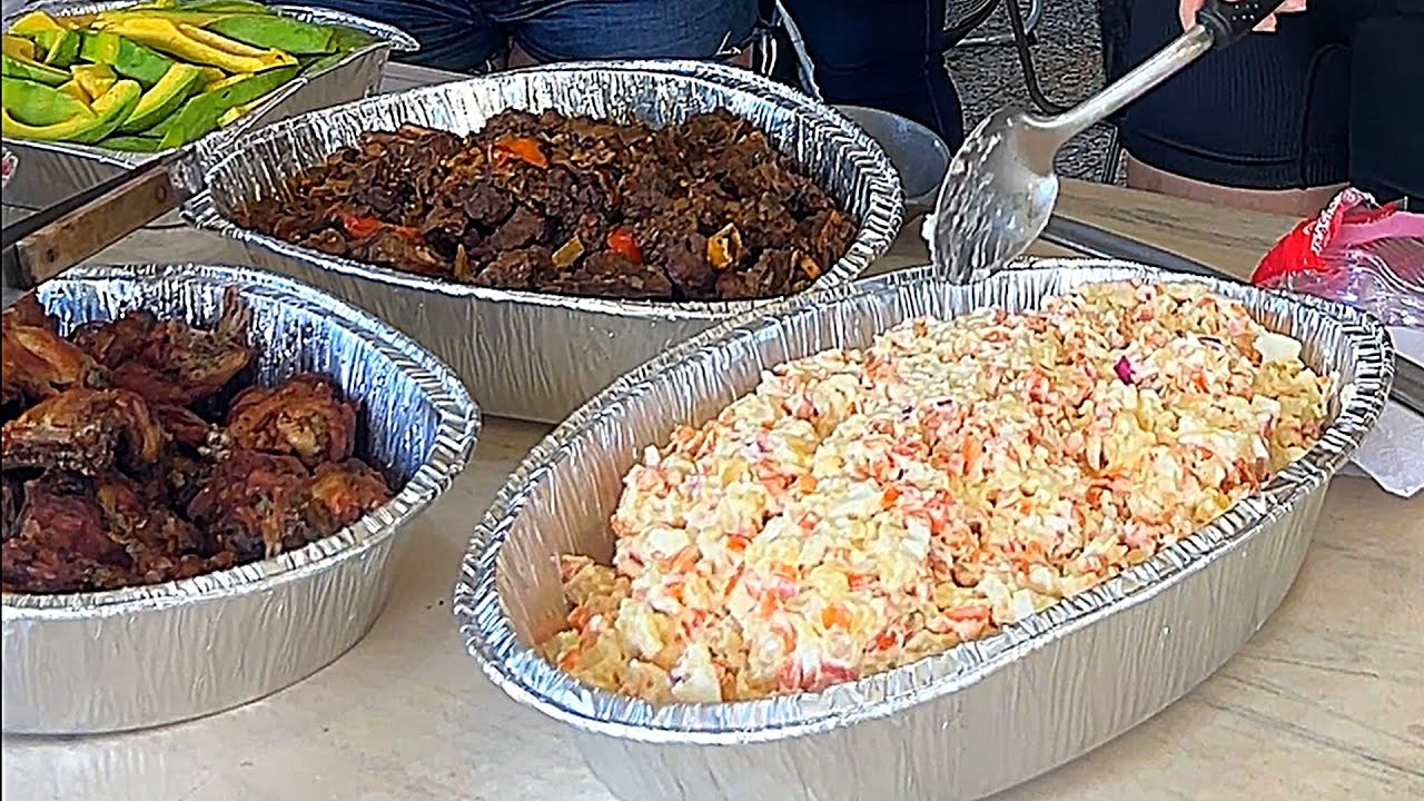 Comidita para estos comelones en la Hacienda Ecológica NP