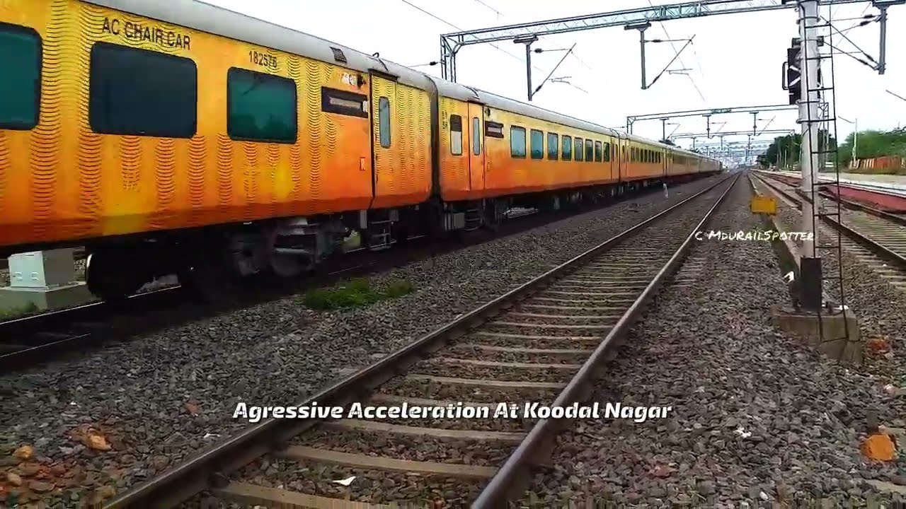 Madurai Tejas Express Crossing MPS ACTION Koodal Nagar! #maduraitejasexpress #secondtejasexpress