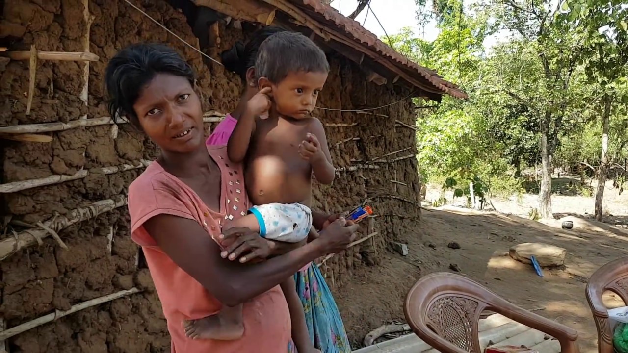 අපේම රටේ අසරණ අම්මා කෙනෙක්.