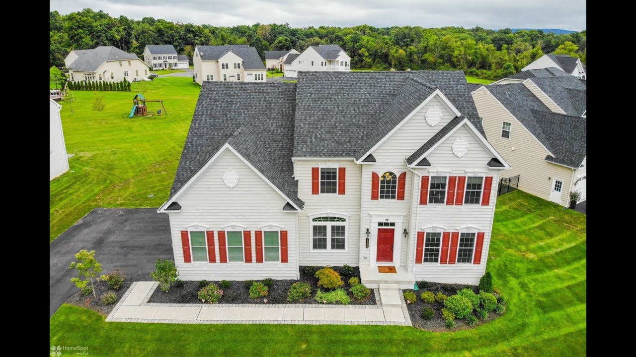 3506 Clarinbridge Way West, Center Valley, PA 18034