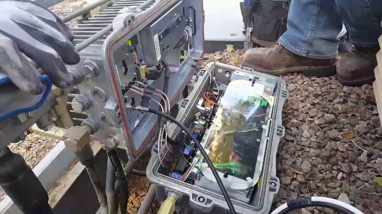 Tracking HPNA backfeeding into CATV